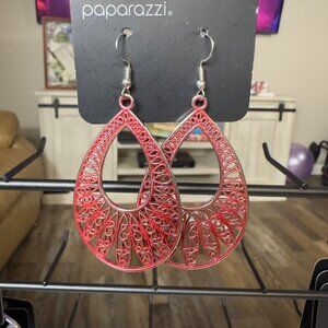 Drop anchor red  earrings